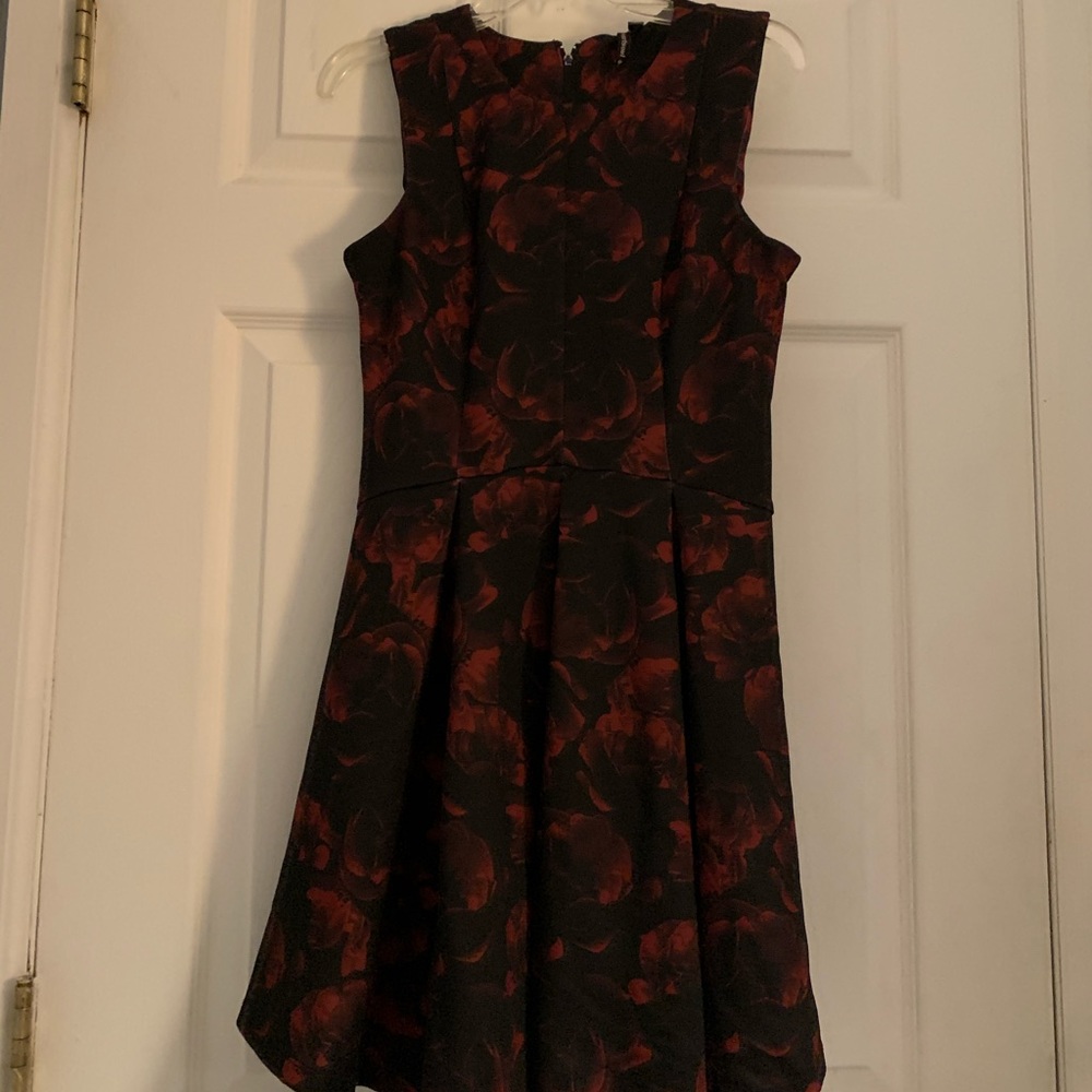 Romantic red and black floral short formal dress